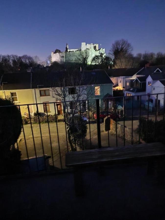 Апартаменти Castle View - Flat In Mumbles - Free Parking Oystermouth Екстер'єр фото