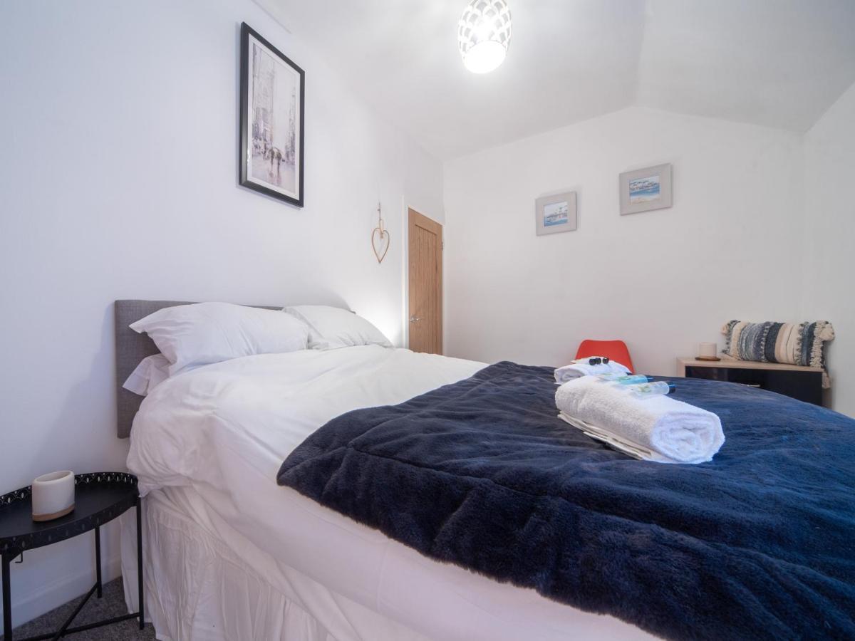 Апартаменти Castle View - Flat In Mumbles - Free Parking Oystermouth Екстер'єр фото